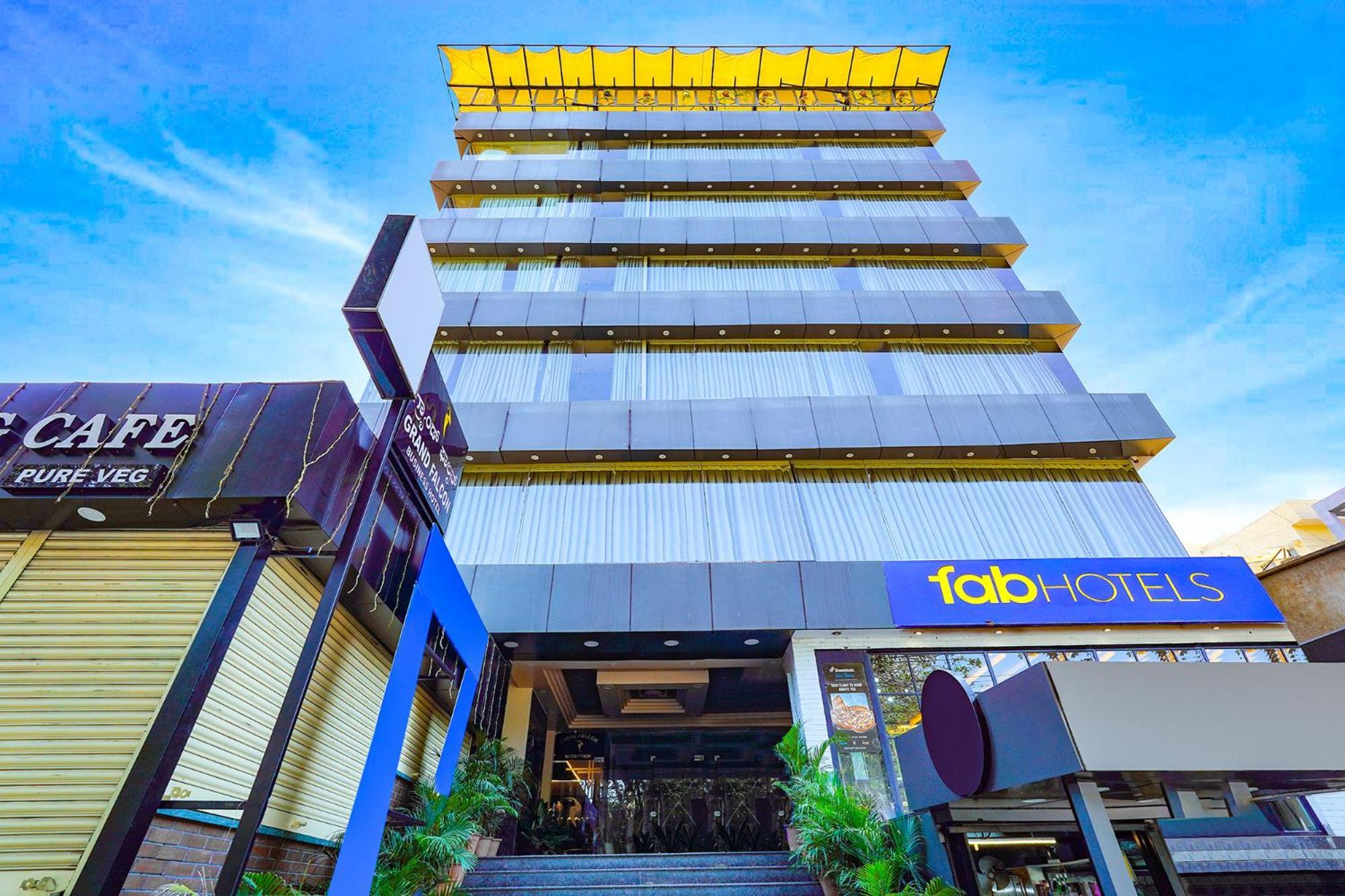 Fabhotel Grand Falcon Bangalore Exterior photo