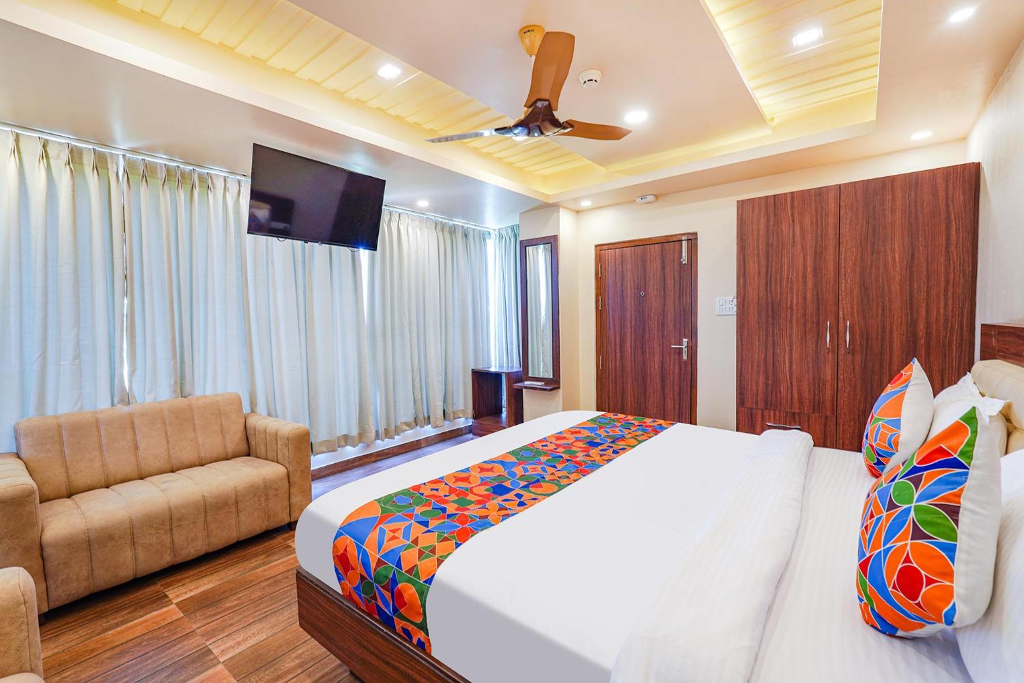 Fabhotel Grand Falcon Bangalore Exterior photo